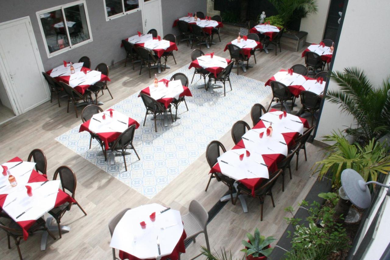 Hotel Les Italiens Biscarrosse Zewnętrze zdjęcie