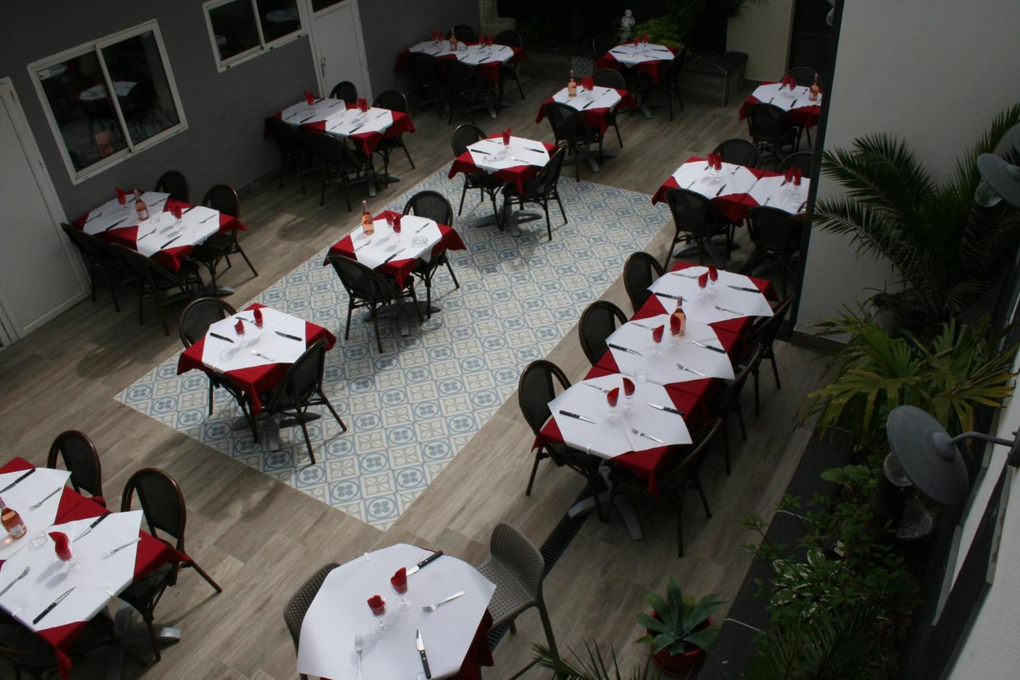 Hotel Les Italiens Biscarrosse Zewnętrze zdjęcie
