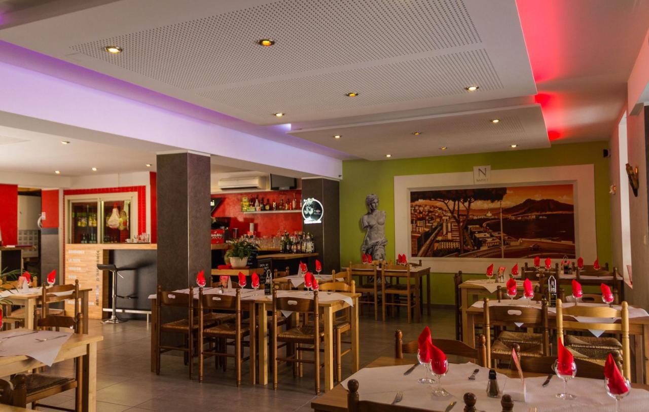 Hotel Les Italiens Biscarrosse Zewnętrze zdjęcie